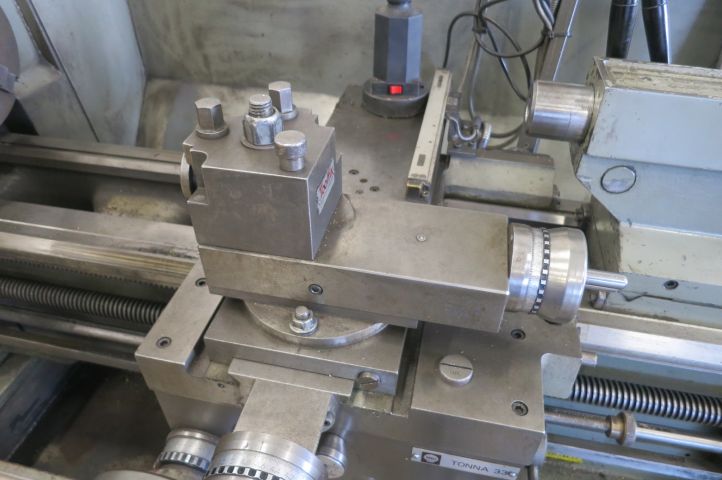 471235-5 Lathe Colchester Master 2500