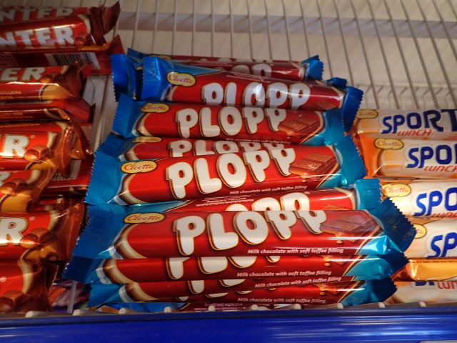 467476-3 Party of Chocolate