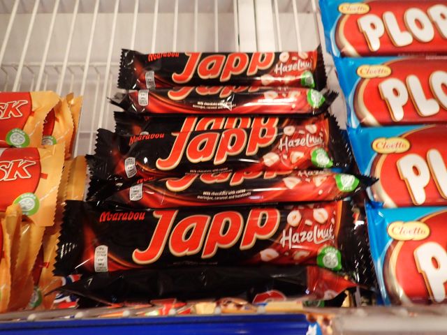 467476-6 Party of Chocolate