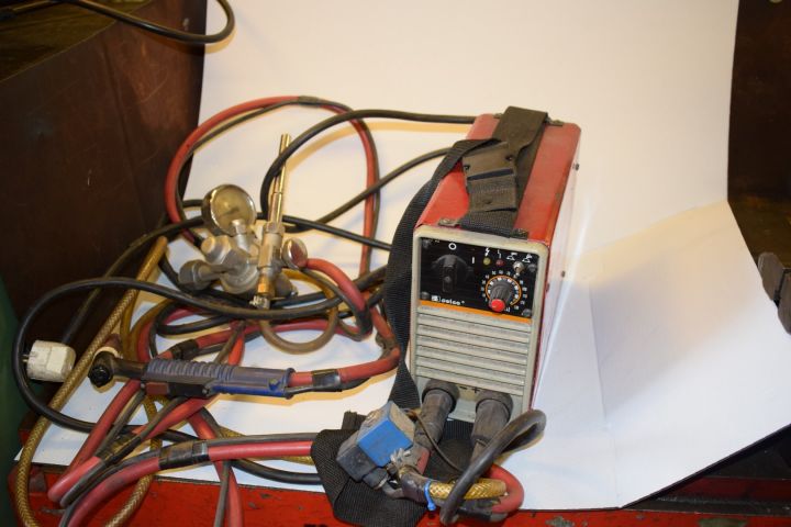 386692-1 Tig and tip wax Selco Genesis 134