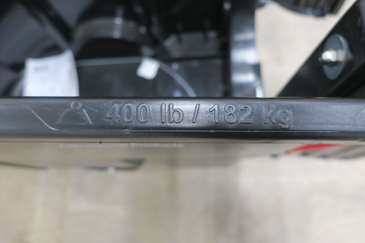 498435-8 Sopvagn Rubbermaid Mega Brute