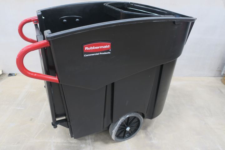 498435-9 Sopvagn Rubbermaid Mega Brute