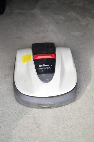 500448-1 Honda Miimo HRM520 robot lawnmower
