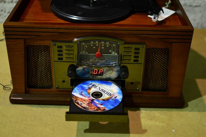 501338-3 Ricatech record player RMC200 (cd,sd-card,usb)