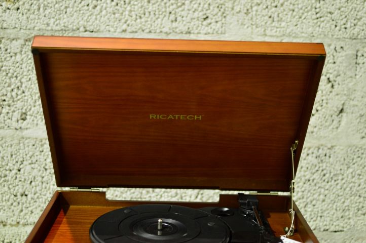 501338-4 Ricatech record player RMC200 (cd,sd-card,usb)