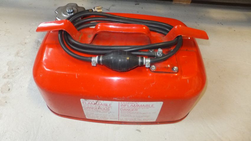 501399-7 Suzuki DT 5hk boat engine