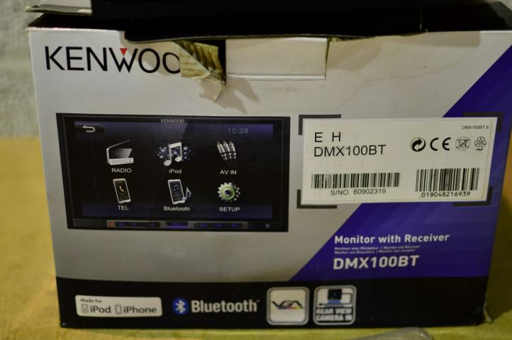 501352-4 Kenwood multimedia system for car DMX100BT
