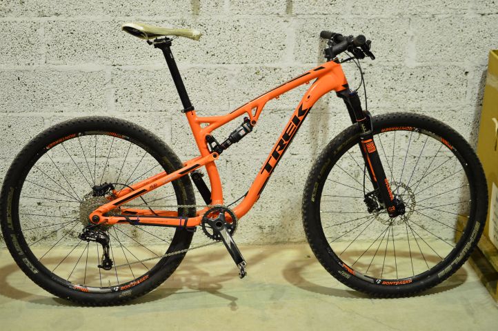 501685-14 Trek Superfly 7 mountain bike