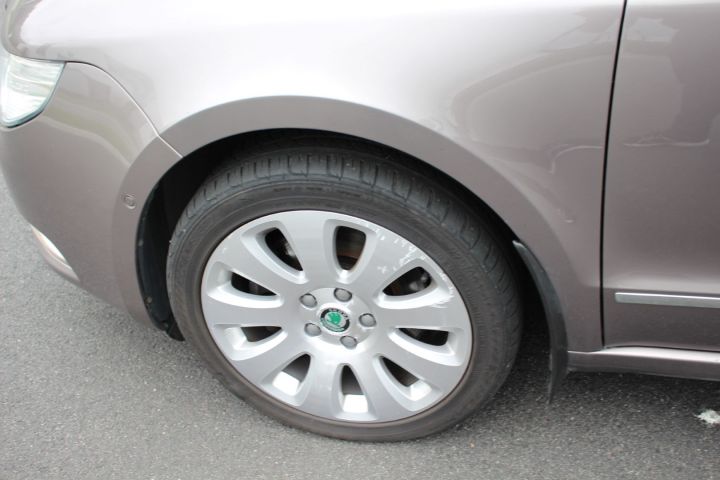 502205-9 Skoda Superb Kombi Elegance 2,0 TDI DSG Automat -2010 (140hk, 19978 mil)