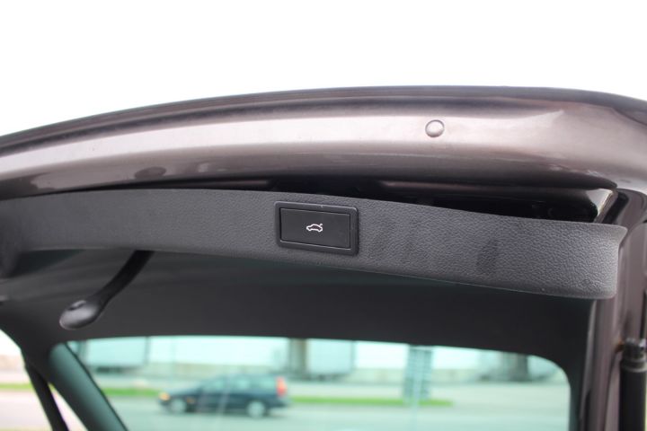 502205-16 Skoda Superb Kombi Elegance 2,0 TDI DSG Automat -2010 (140hk, 19978 mil)