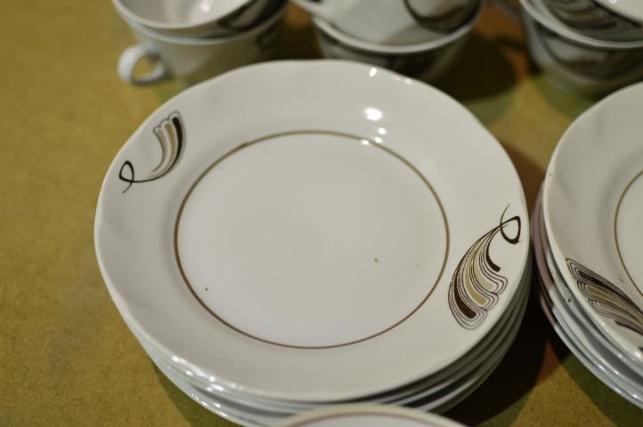 502278-3 Dinnerware set 36pc