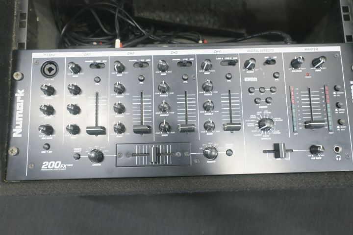 499139-4 DJ equipment Numark