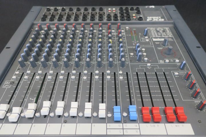 499141-5 Mixer board Soundcraft Spirit FX8