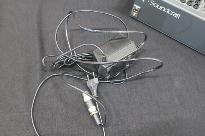 499141-8 Mixer board Soundcraft Spirit FX8