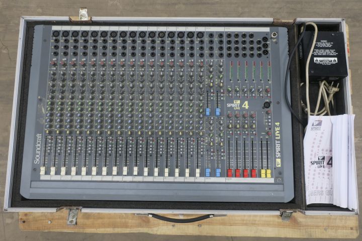 499160-1 Mixerboard Soundcraft Spirit Live 4