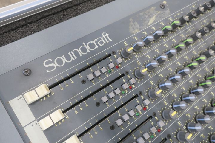 499160-5 Mixerboard Soundcraft Spirit Live 4