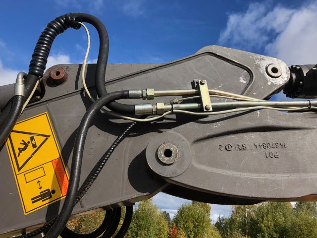 503212-30 VOLVO EW140 Hjulgrävare