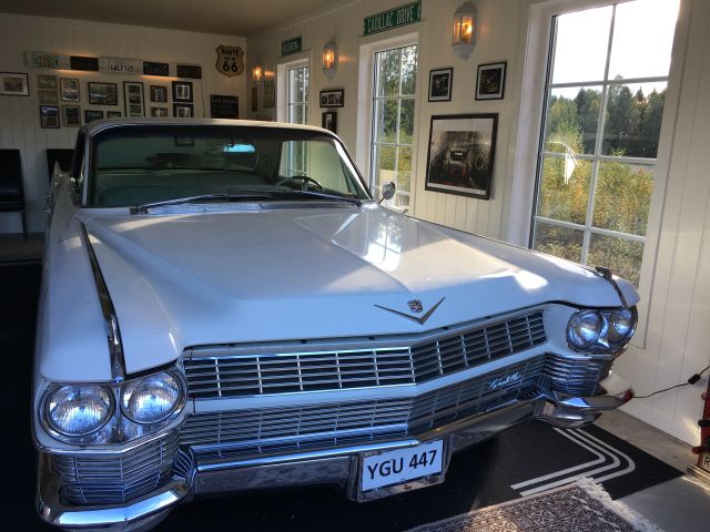 503222-14 Cadillac Sedan deVille 1964