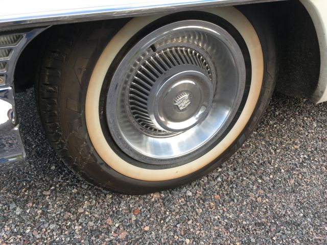 503222-25 Cadillac Sedan deVille 1964