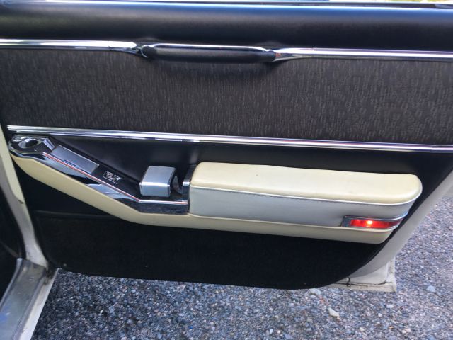 503222-38 Cadillac Sedan deVille 1964