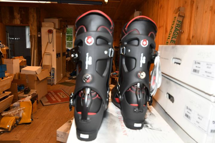 497757-2 Skiing DAHU - Monsieur Ed - 30.5 - Herr