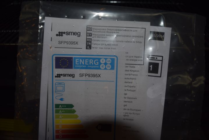 502705-6 Multifunction oven with pyrolysis 90 cm Smeg SFP9395X - New cover for mounting included