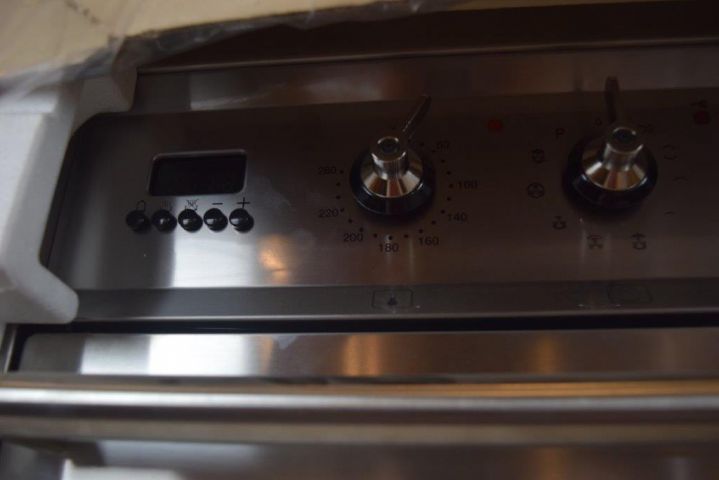 502672-5 Induction cookie 90 cm Smeg C92IPX8