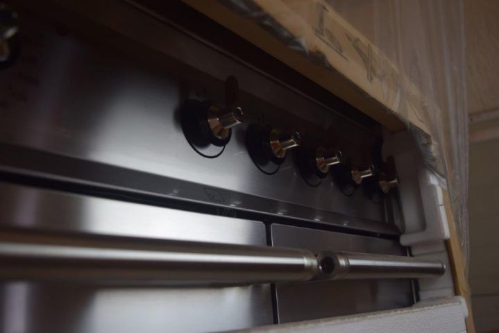 502672-6 Induction cookie 90 cm Smeg C92IPX8