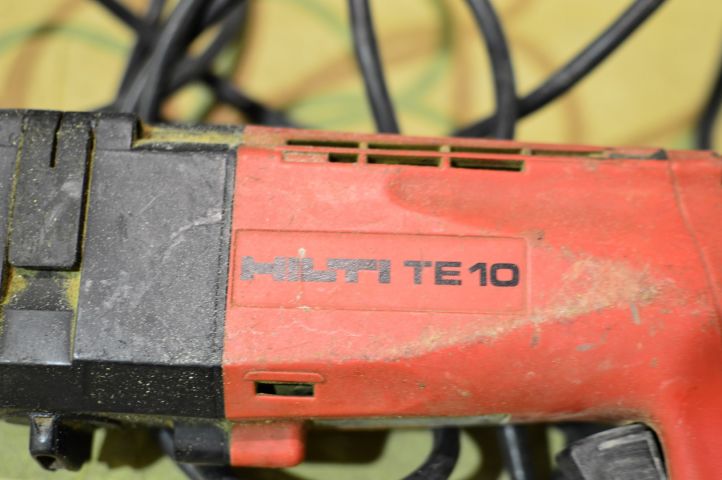 506210-2 Hilti TE10 electric drill