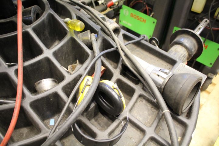 494085-7 Tire balancing machine Hunter GSP 9200