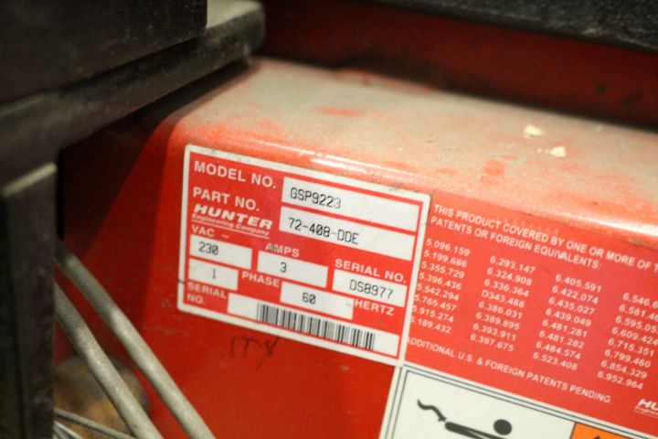 494085-10 Tire balancing machine Hunter GSP 9200