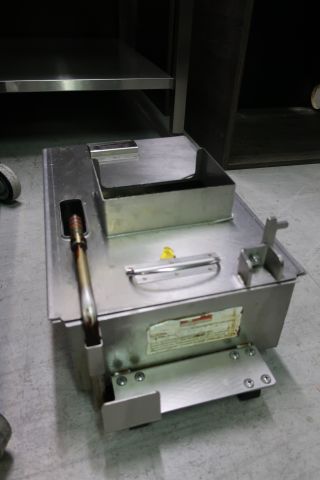469598-13 Fryer, Henny Penny