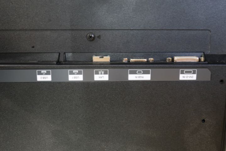 469603-5 43 "LG, flat screen LCD