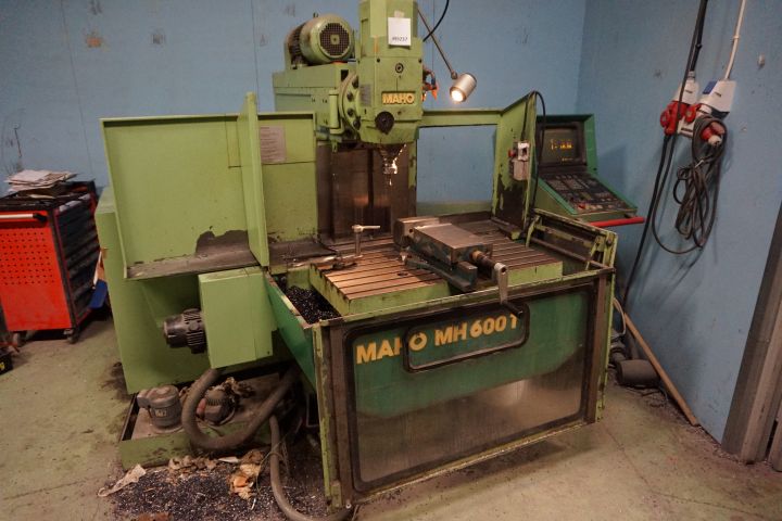 499237-17 Milling machine Maho