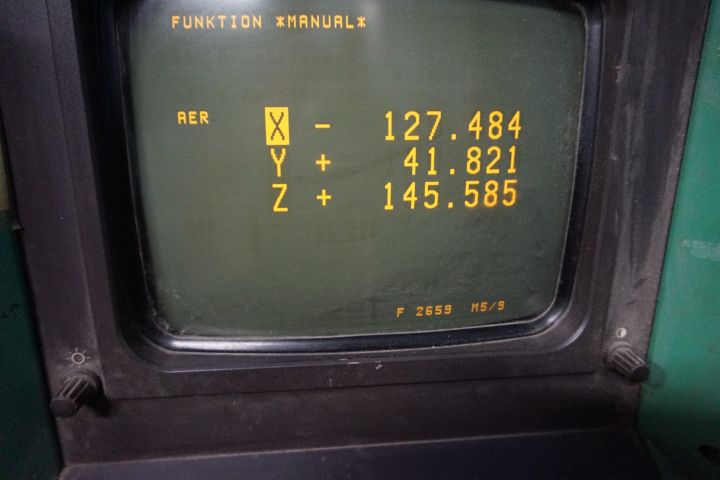 499237-21 Milling machine Maho