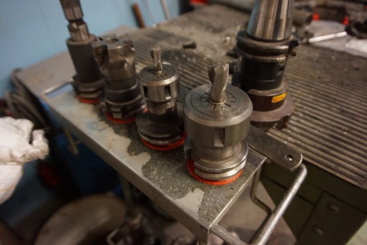 499237-28 Milling machine Maho