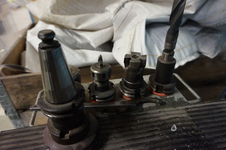 499237-31 Milling machine Maho