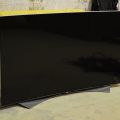 507555-1 LG 79"- 79UG880V - with screen damage