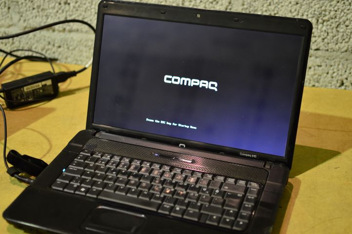 507571-1 Laptop HP Compaq 615