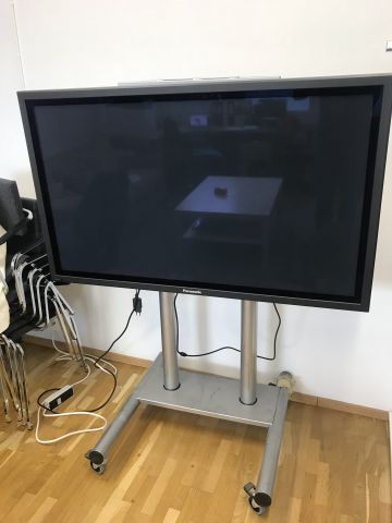 507686-1 Panasonic TH-50PH10 50" TV monitor