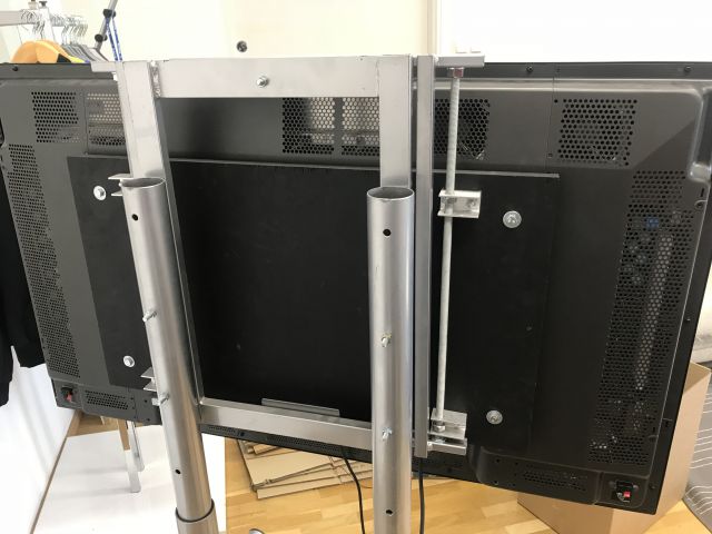 507686-3 Panasonic TH-50PH10 50" TV monitor