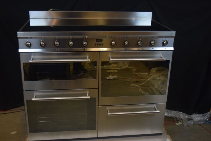 502976-3 Stove with 3 ovens 110 cm Smeg SYD4110I - display unit