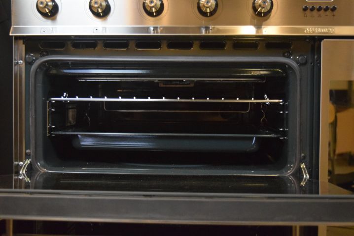502976-10 Stove with 3 ovens 110 cm Smeg SYD4110I - display unit