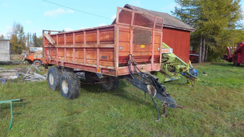 508198-1 Belarus Manure spreader