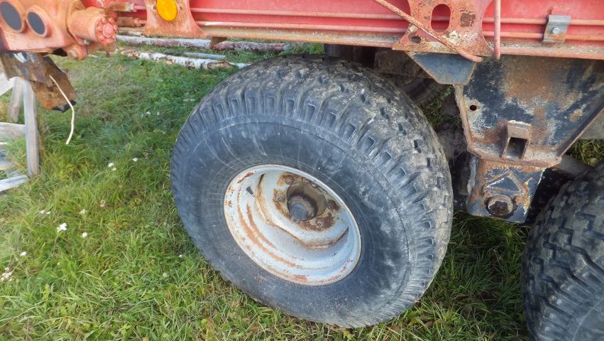 508198-17 Belarus Manure spreader