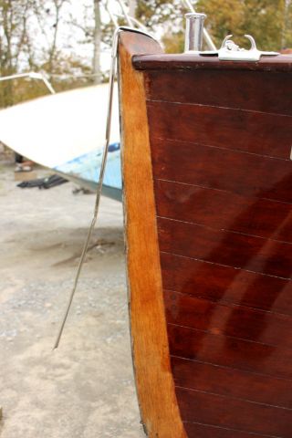 508316-12 Trämotorbåt, "Lady in red 2", ca 8 m