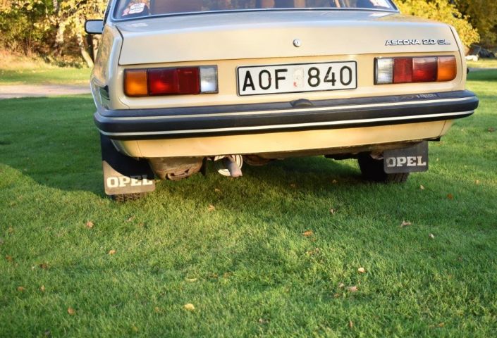 498938-7 Opel Ascona B 2.0 Berlin (4667 miles) -80