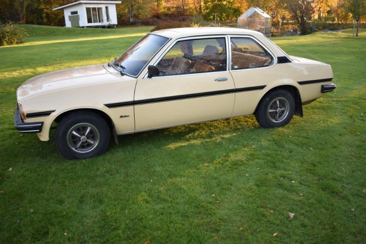 498938-9 Opel Ascona B 2.0 Berlin (4667 miles) -80