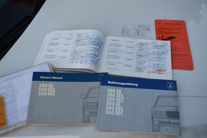 498941-38 Mercedes Benz 500 SEC V8, C126 Coupe -84