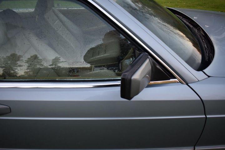 498941-12 Mercedes Benz 500 SEC V8, C126 Coupe -84